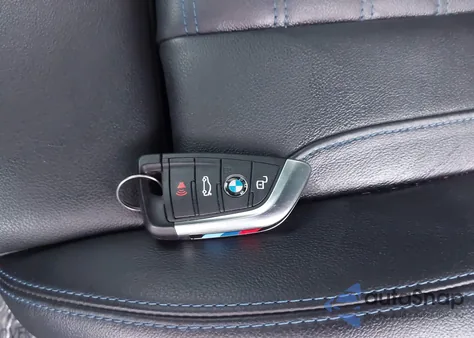 2022 BMW M240 I xDrive z USA, uszkodzony, nr VIN 3MW53CM05N8C48070